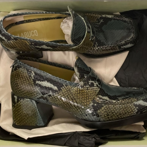 LABUCQ Kitty Loafer  size 39/9 gently worn - Picture 8 of 10